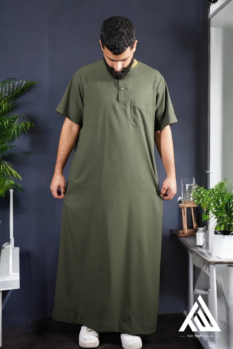 TheTopiWala Adult Thobe - Short Sleeves Dark Green TTW/D23 – A modern take on traditional Islamic wear, offering comfort and modesty for everyday prayers and special occasions.